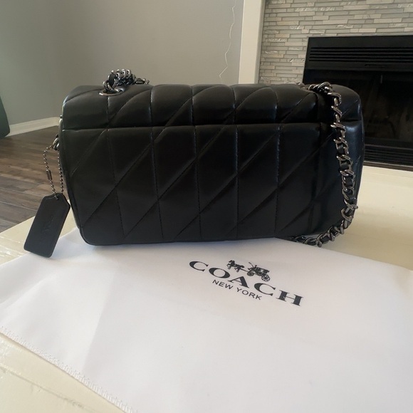 Tabby Shoulder Bag 26 With Quilting🖤 - Picture 7 of 8